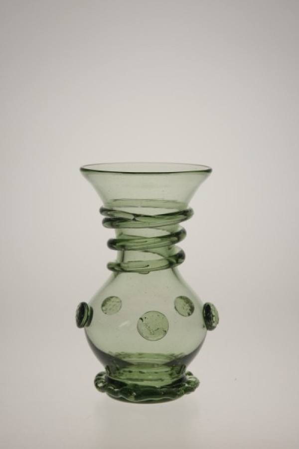 Small vase - 36 - historical glass