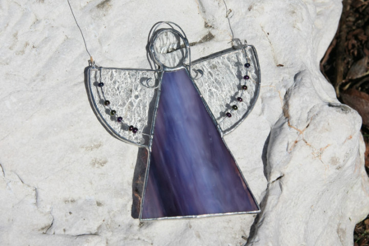 Angel purple - historical glass