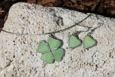 earrings hearts - historical glass