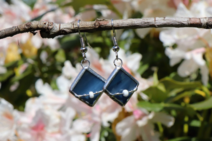 earrings blue with bead - historical glass