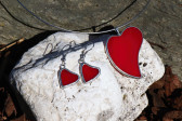 earrings hearts - historical glass